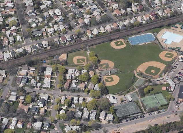 queens: floral park playground
